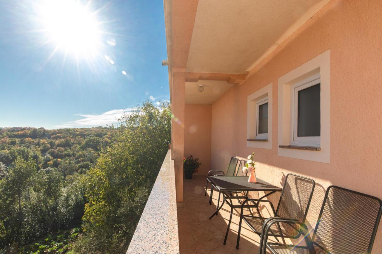 Apartments With Pool Ivana Krk Krk Town Exterior photo